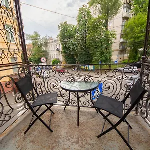 Daire Dayflat, Kiev